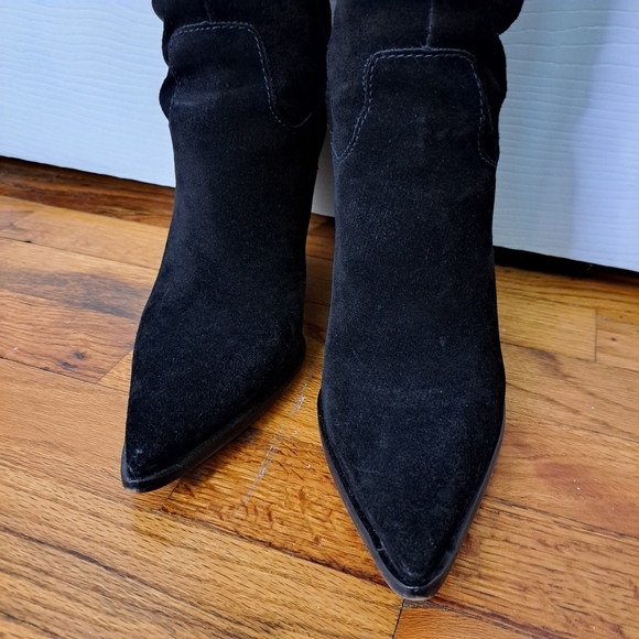 Vince Camuto 🖤 Oyennda Suede Leather Boots - Picture 8 of 15
